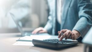What Ways Can Franchisees Finance a Franchise Investment?