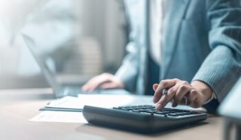 What Ways Can Franchisees Finance a Franchise Investment?